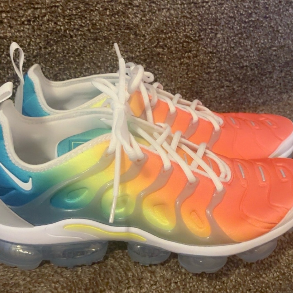 Nike Gradient Orange, Teal & Yellow Men's Sneakers